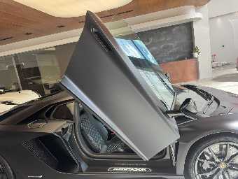 LAMBORGHINI AVENTADOR 2021 Image 24