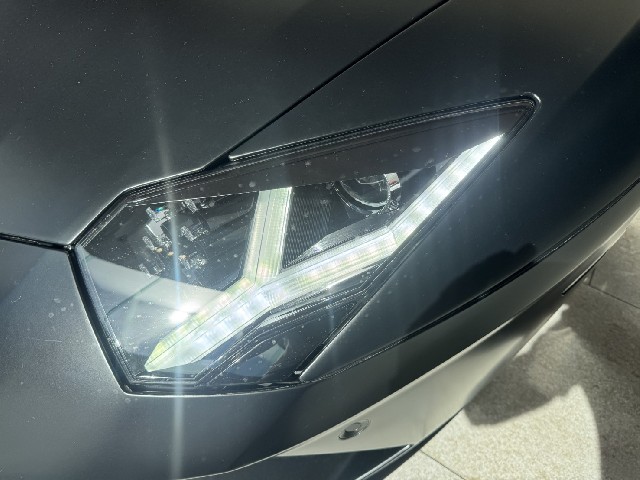 LAMBORGHINI AVENTADOR 2021 Image 32