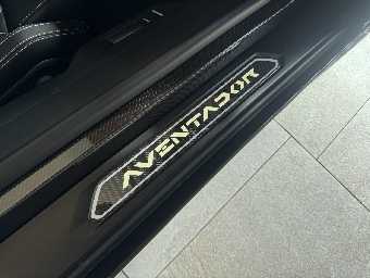 LAMBORGHINI AVENTADOR 2021 Image 37