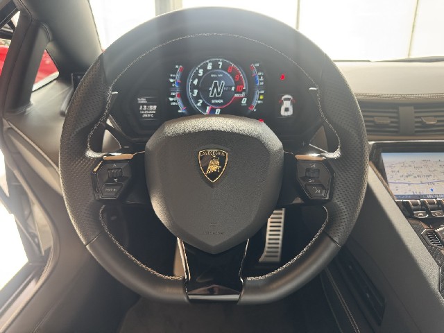 LAMBORGHINI AVENTADOR 2021 Image 45