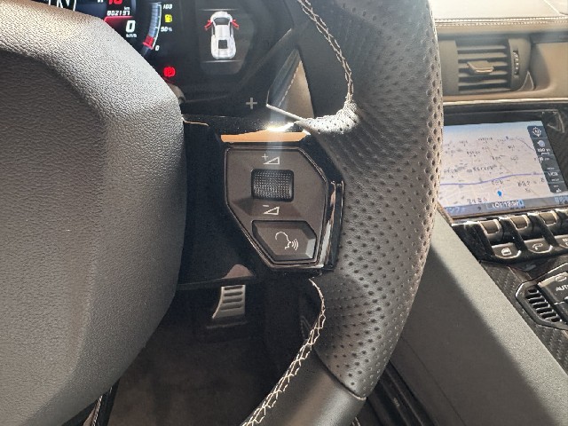 LAMBORGHINI AVENTADOR 2021 Image 47