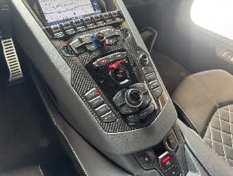 LAMBORGHINI AVENTADOR 2021 Image 41