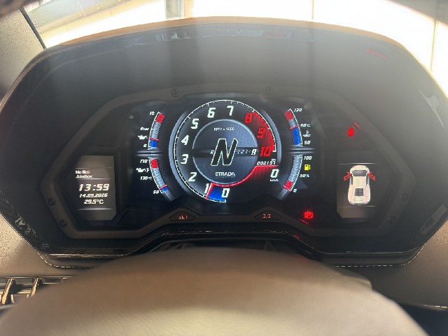 LAMBORGHINI AVENTADOR 2021 Image 49