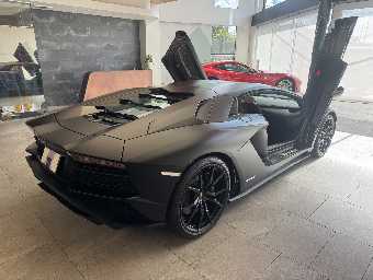 LAMBORGHINI AVENTADOR 2021 Image 5