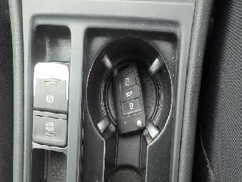 VOLKSWAGEN GOLF 2013 Image 9