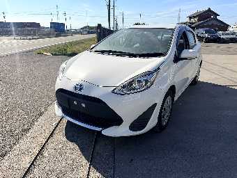 TOYOTA AQUA 2021 Image 8