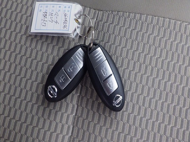 NISSAN MARCH 2015 Image 24