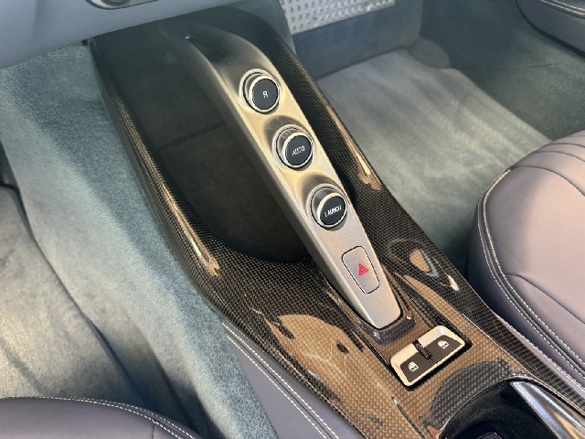 FERRARI 812 SUPERFAST 2020 Image 42