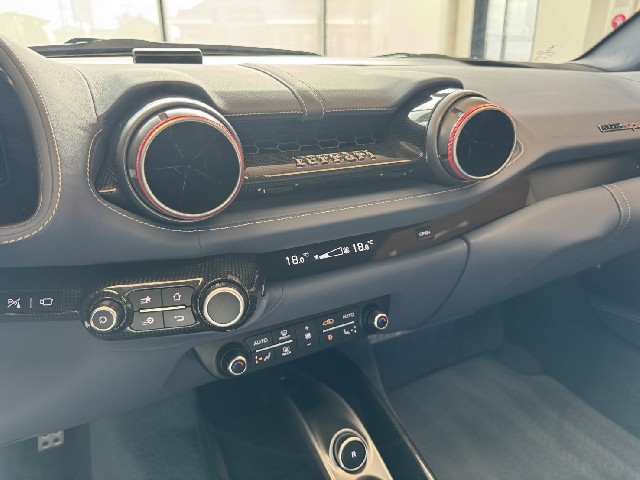 FERRARI 812 SUPERFAST 2020 Image 43