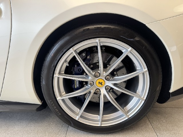 FERRARI 812 SUPERFAST 2020 Image 52