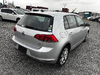 VOLKSWAGEN GOLF 2013 Image 3