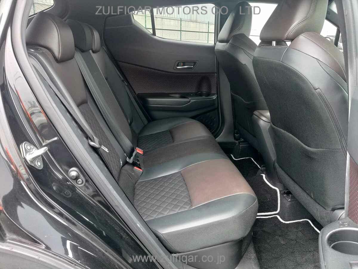 TOYOTA C-HR 2018 Image 6