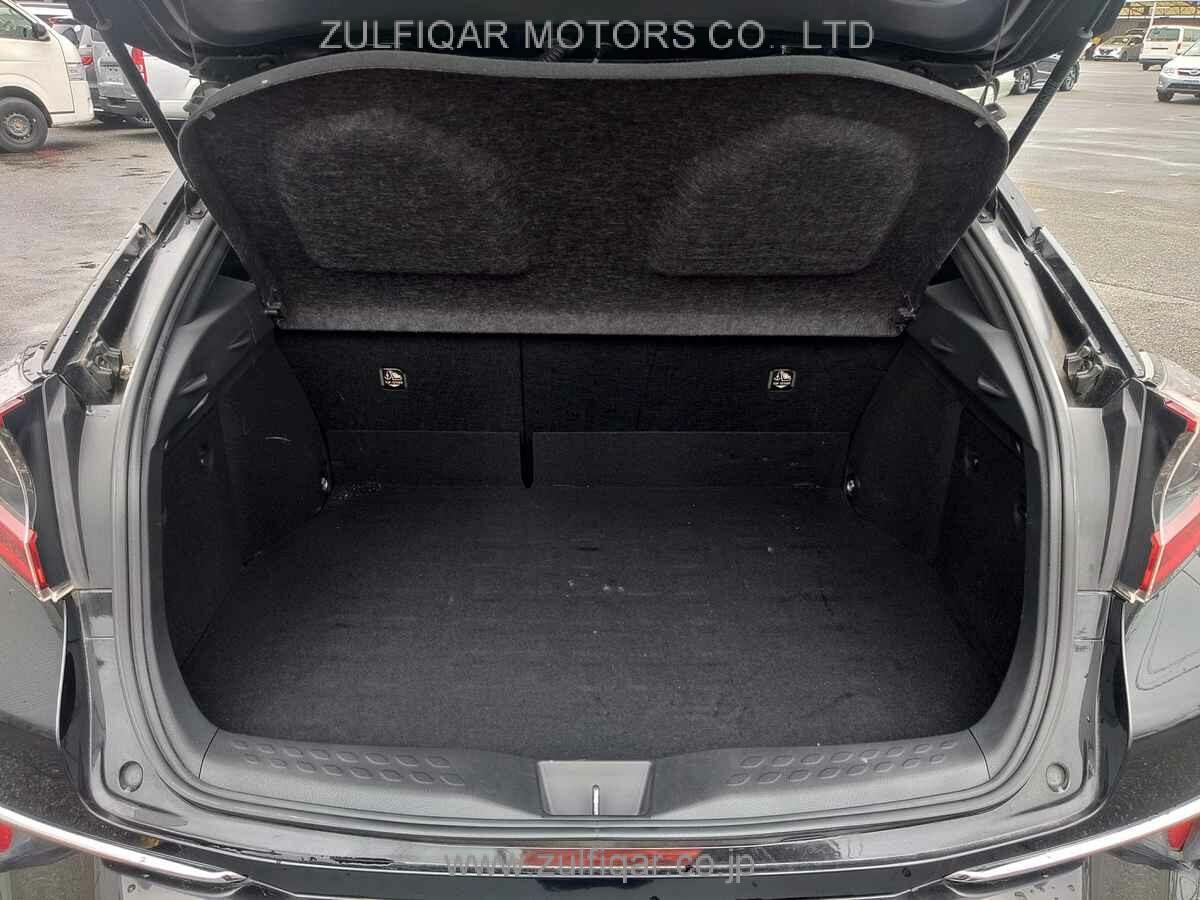 TOYOTA C-HR 2018 Image 7