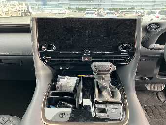 TOYOTA ALPHARD 2024 Image 10