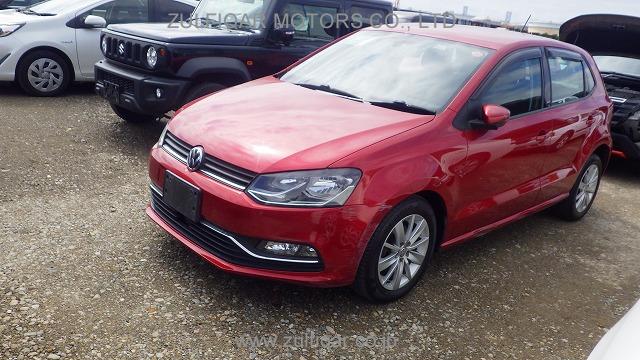 VOLKSWAGEN POLO 2014 Image 1