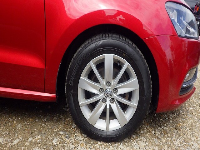 VOLKSWAGEN POLO 2014 Image 21