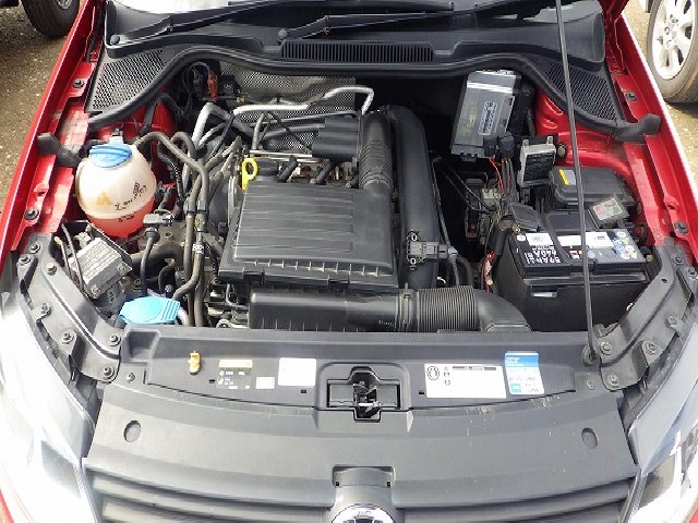 VOLKSWAGEN POLO 2014 Image 29