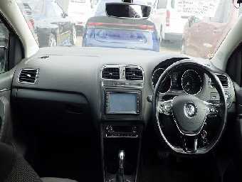 VOLKSWAGEN POLO 2014 Image 6