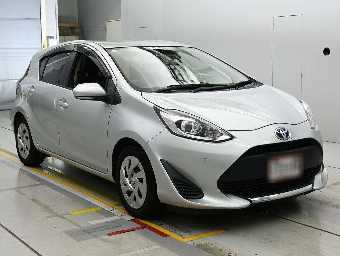 TOYOTA AQUA 2021 Image 5