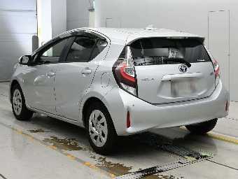 TOYOTA AQUA 2021 Image 6