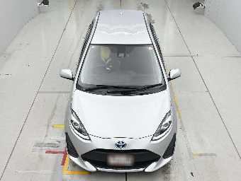 TOYOTA AQUA 2021 Image 7