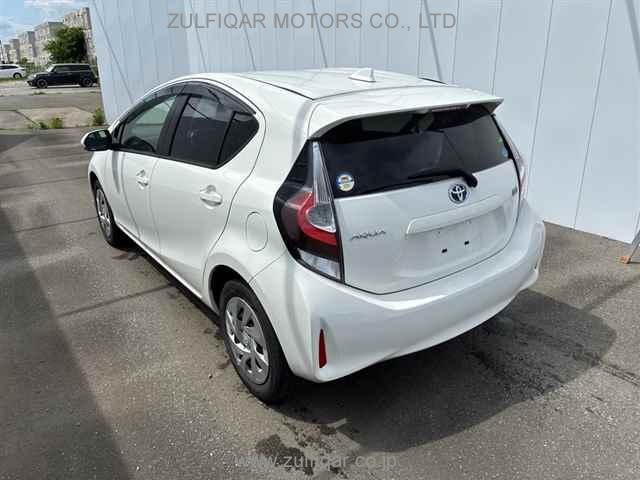 TOYOTA AQUA 2021 Image 3