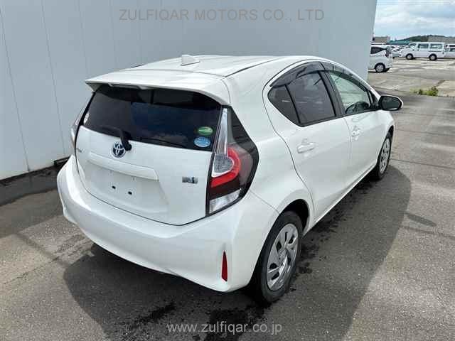 TOYOTA AQUA 2021 Image 5