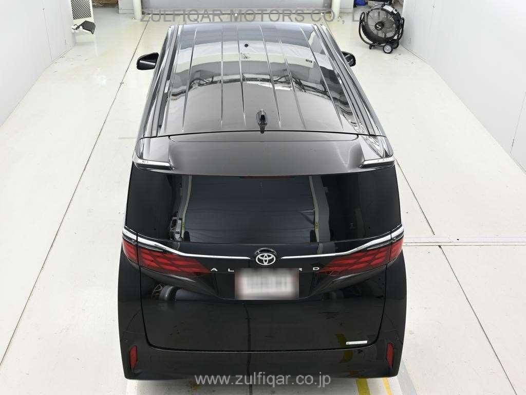 TOYOTA ALPHARD 2024 Image 8