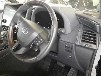 TOYOTA ALPHARD 2024 Image 9