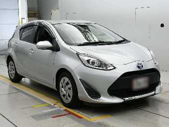 TOYOTA AQUA 2021 Image 5