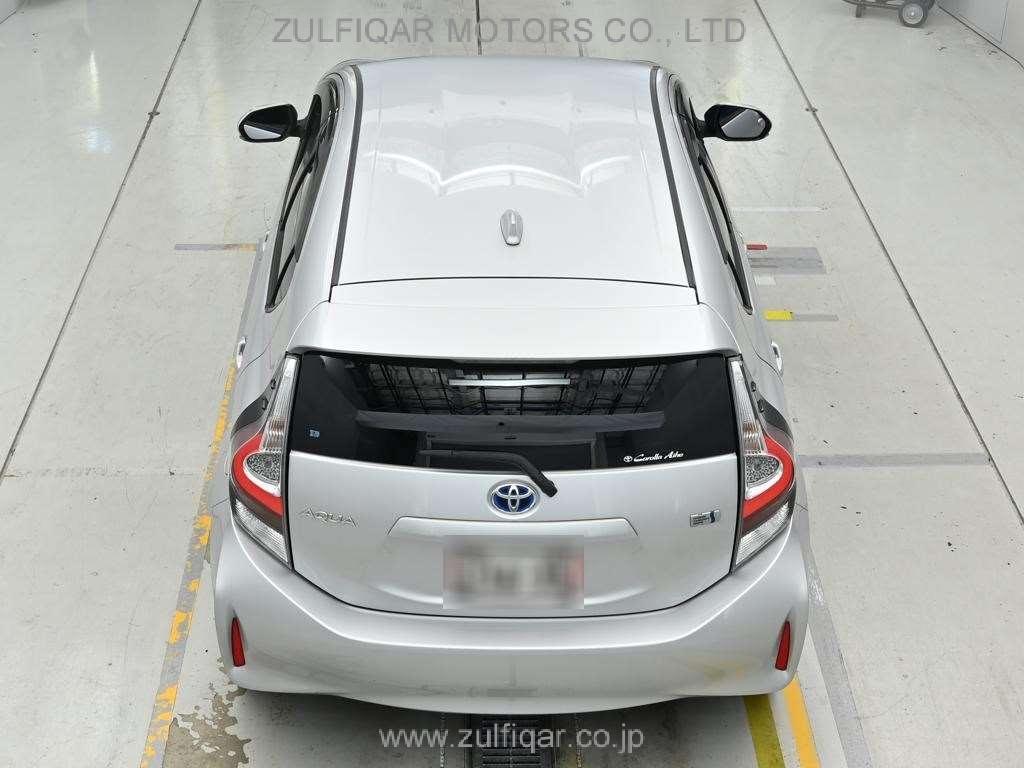 TOYOTA AQUA 2021 Image 8
