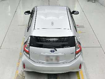 TOYOTA AQUA 2021 Image 8
