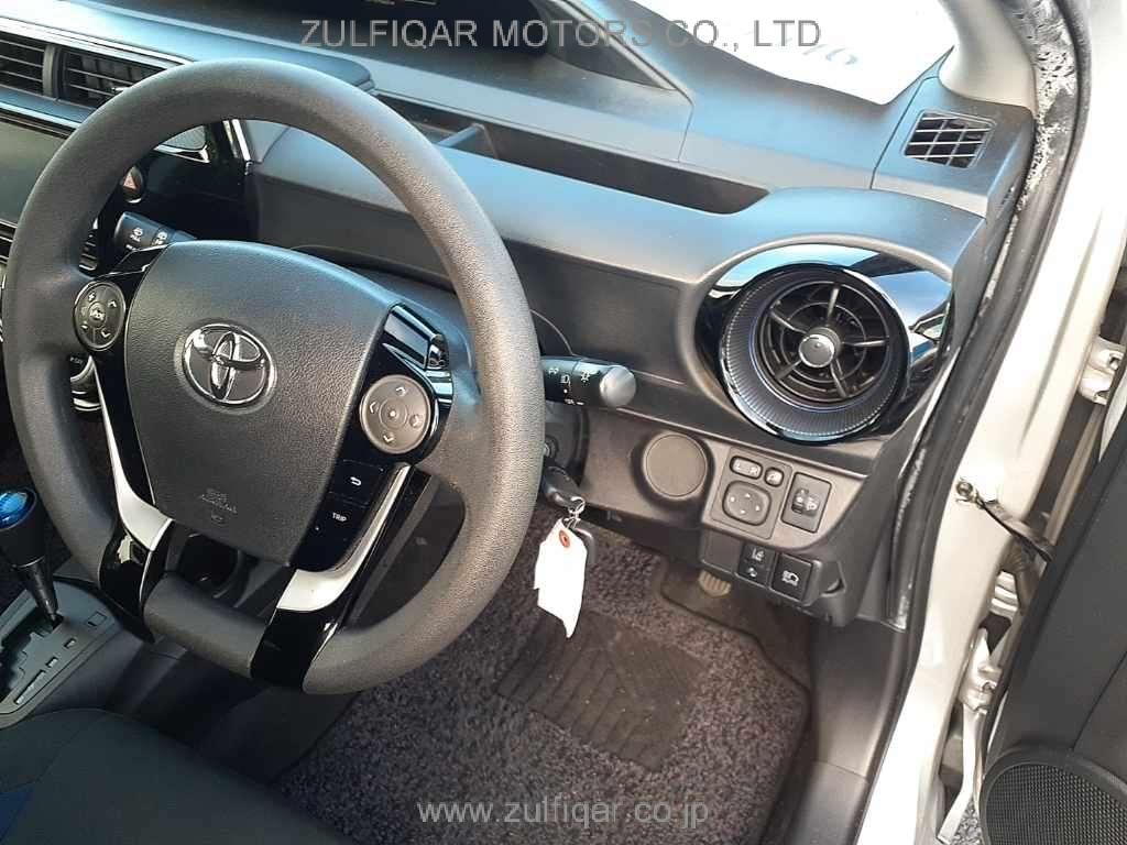 TOYOTA AQUA 2021 Image 9