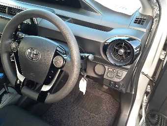 TOYOTA AQUA 2021 Image 9