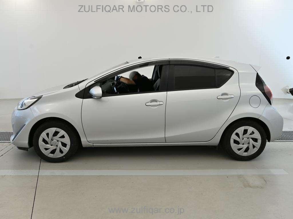 TOYOTA AQUA 2021 Image 4