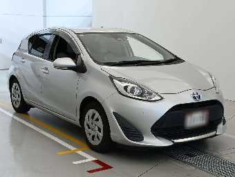 TOYOTA AQUA 2021 Image 5