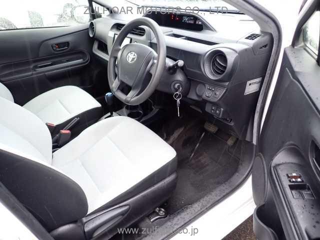 TOYOTA AQUA 2021 Image 6