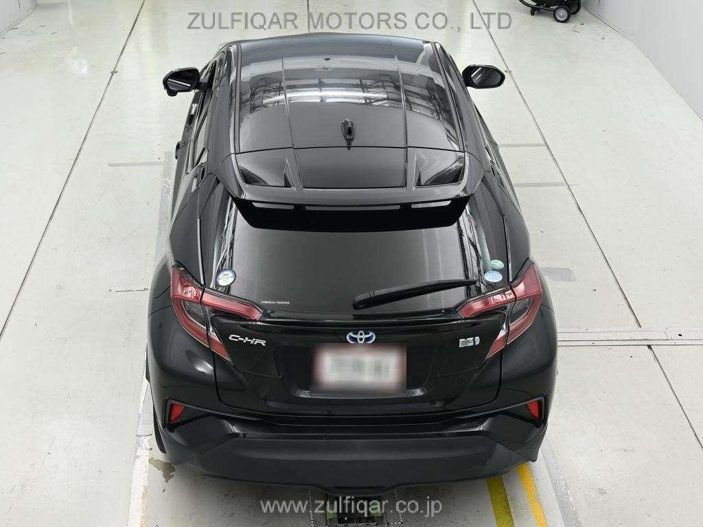 TOYOTA C-HR 2018 Image 8