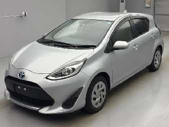 TOYOTA AQUA 2021 Image 1