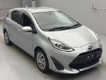TOYOTA AQUA 2021 Image 3