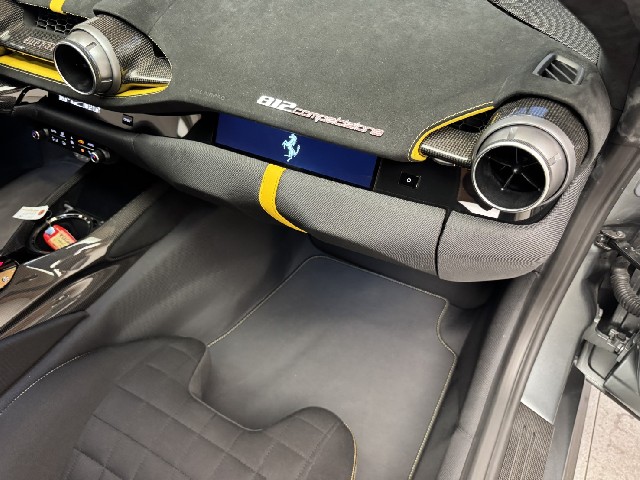 FERRARI 812 COMPETIZIONE 2022 Image 23