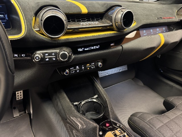 FERRARI 812 COMPETIZIONE 2022 Image 52