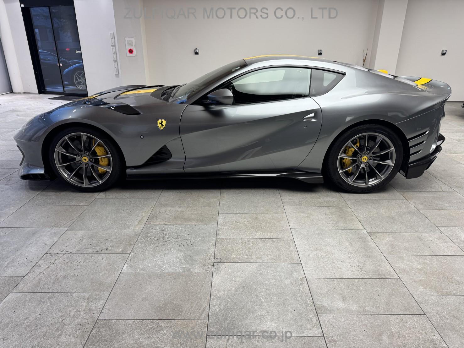FERRARI 812 COMPETIZIONE 2022 Image 8