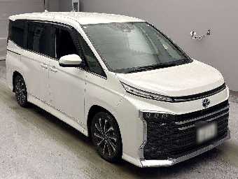 TOYOTA VOXY 2023 Image 1
