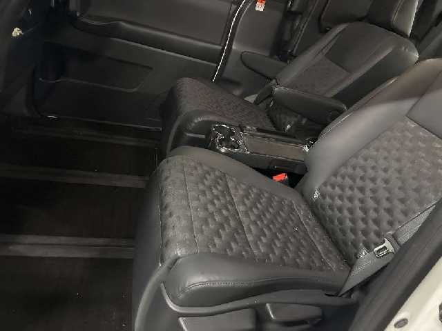 TOYOTA VOXY 2023 Image 20