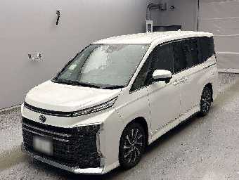 TOYOTA VOXY 2023 Image 3