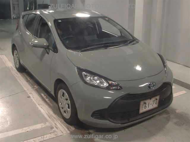 TOYOTA AQUA 2022 Image 2