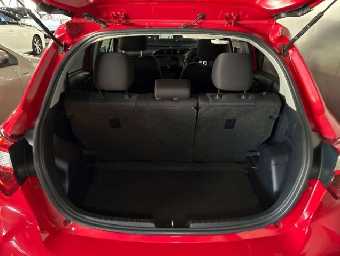 TOYOTA VITZ 2018 Image 8