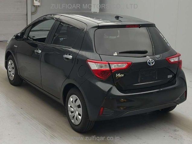 TOYOTA VITZ 2019 Image 4