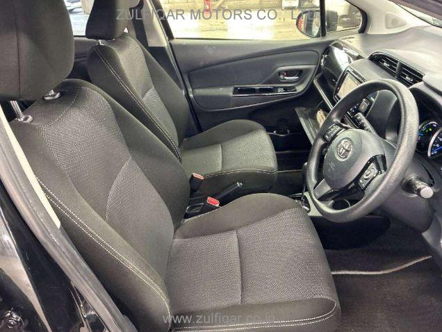 TOYOTA VITZ 2019 Image 7